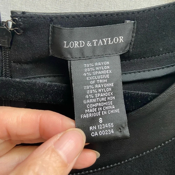NWT Lord &  Taylor Womens Black 3/4 Sleeve Round Neck Back Zip Shift Dress Sz 8 - Picture 7 of 12
